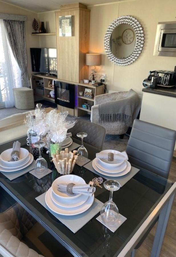 Beautiful Spacious Holiday Home - Romney Sands Ню Ромни Екстериор снимка