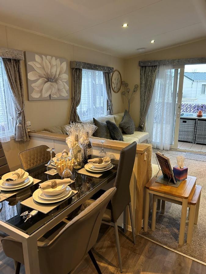Beautiful Spacious Holiday Home - Romney Sands Ню Ромни Екстериор снимка