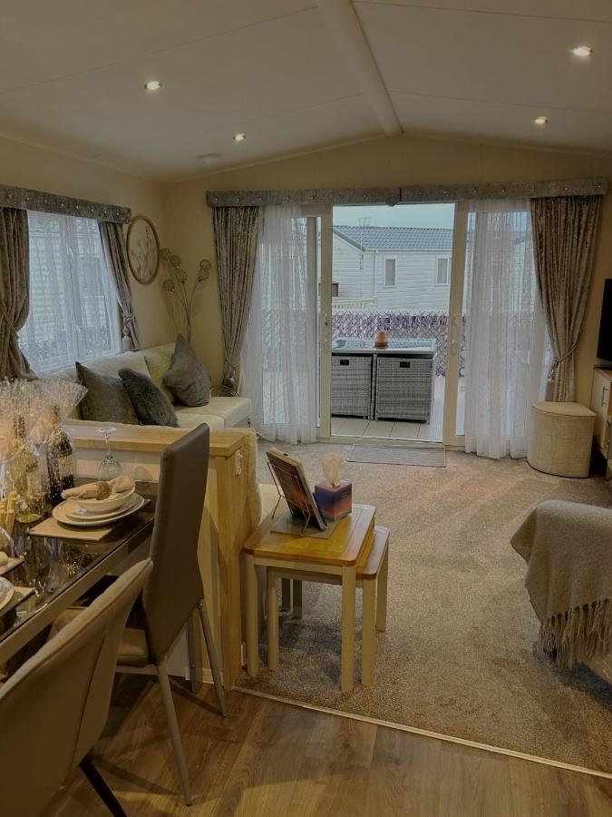 Beautiful Spacious Holiday Home - Romney Sands Ню Ромни Екстериор снимка