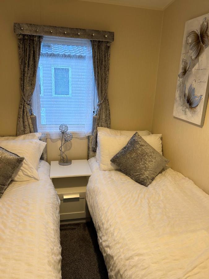 Beautiful Spacious Holiday Home - Romney Sands Ню Ромни Екстериор снимка
